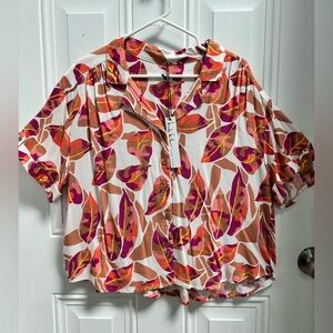 Nicole Miller Leaf Print button down Top